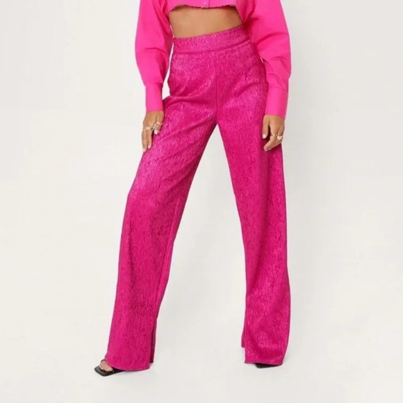 NWT Nasty Gal Textured Jacquard Split Detail Trouser in Hot Pink. Size 2 US. NWT - Picture 1 of 5